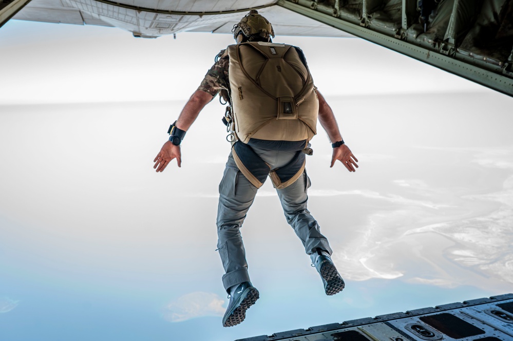 82nd EQRS Conducts Jump Proficiency Training