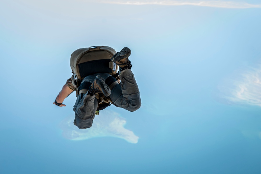 82nd EQRS Conducts Jump Proficiency Training