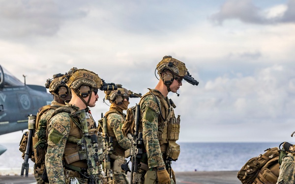 22nd MEU Conducts Fast Rope Training Onto The USS Iwo Jima (LHD 7)