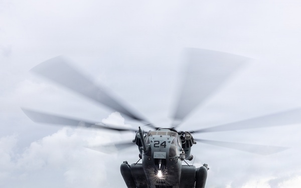 22nd MEU(SOC) | Marines Depart San Antonio to Train