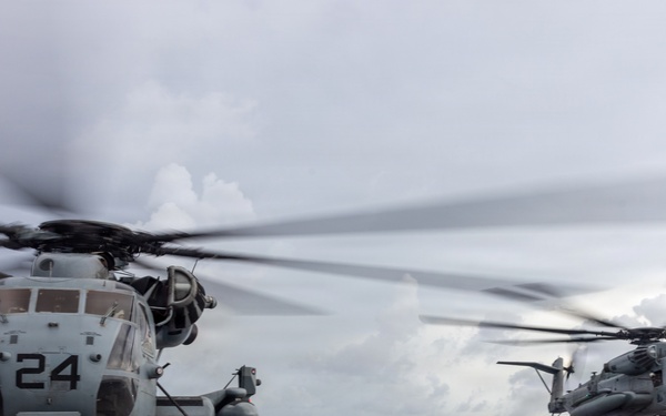 22nd MEU(SOC) | Marines Depart San Antonio to Train