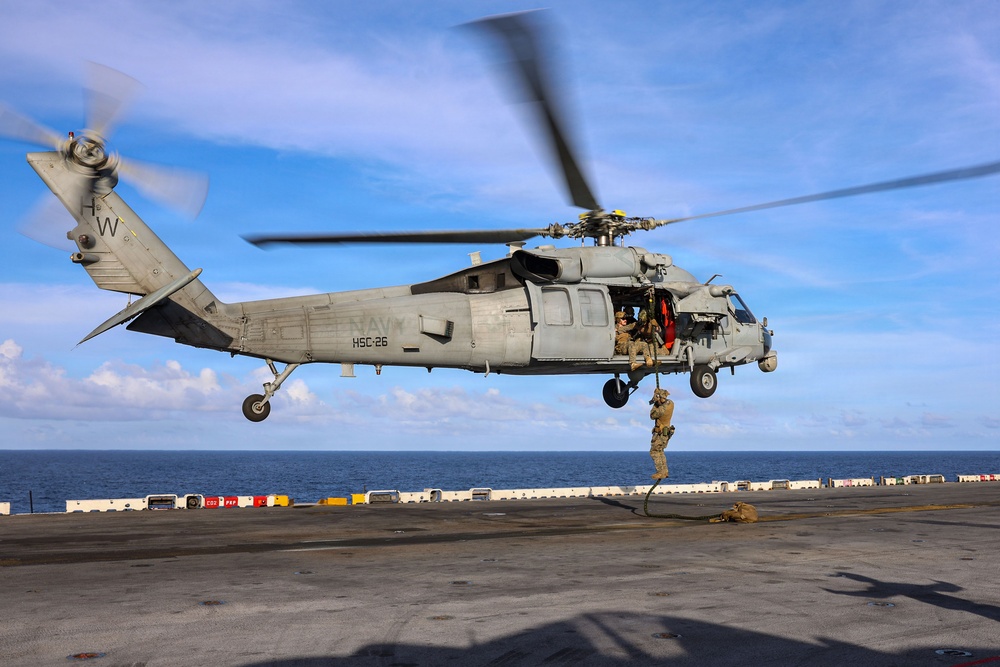Marines Conduct Fast Rope Training
