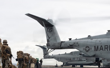 22nd MEU(SOC) | Marines Depart San Antonio to Train