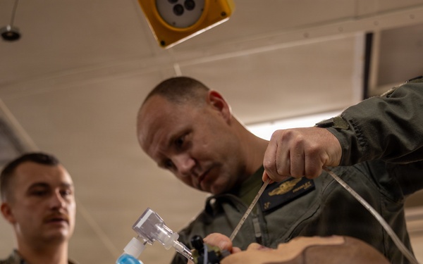 22nd MEU(SOC) | CLB 26 Corpsman Conduct En Route Care Training