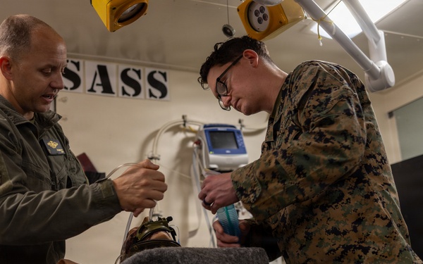 22nd MEU(SOC) | CLB 26 Corpsman Conduct En Route Care Training