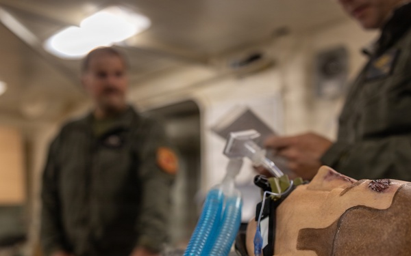 22nd MEU(SOC) | CLB 26 Corpsman Conduct En Route Care Training