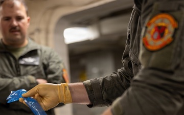 22nd MEU(SOC) | CLB 26 Corpsman Conduct En Route Care Training