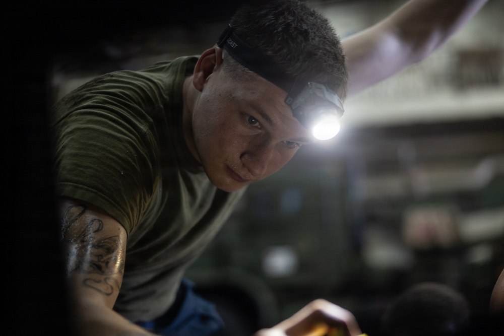 22nd MEU(SOC) | CLB 26 Conduct Heavy Equipment Maintenance