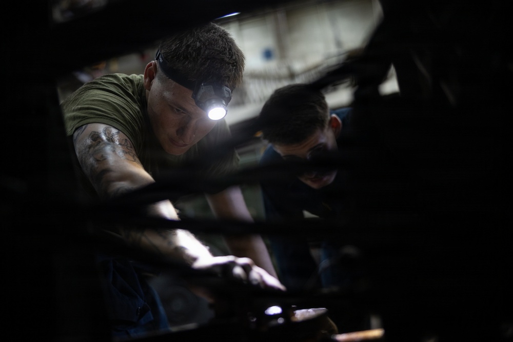 22nd MEU(SOC) | CLB 26 Conduct Heavy Equipment Maintenance