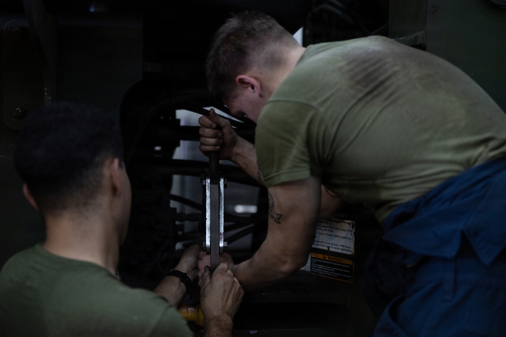 22nd MEU(SOC) | CLB 26 Conduct Heavy Equipment Maintenance