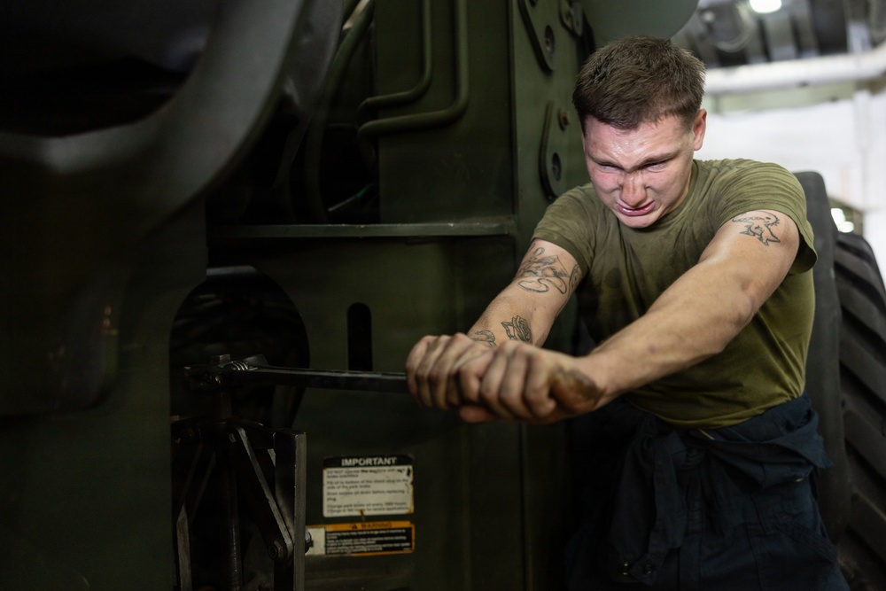 22nd MEU(SOC) | CLB 26 Conduct Heavy Equipment Maintenance