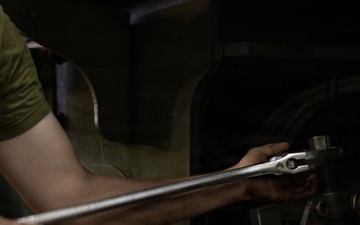 22nd MEU(SOC) | CLB 26 Conduct Heavy Equipment Maintenance