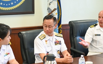 South Korea navy commander visits CIWT to discuss training, cooperation