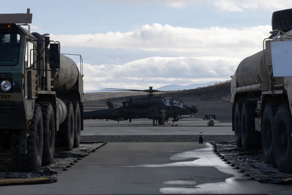 16th CAB Refuels AH-64 Apaches at Rising Thunder 25