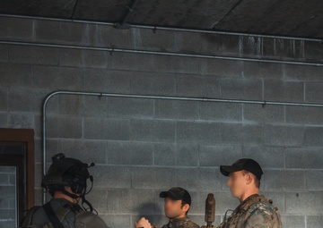 Green Berets Conduct CQB Training to Strengthen Small-Unit Tactics