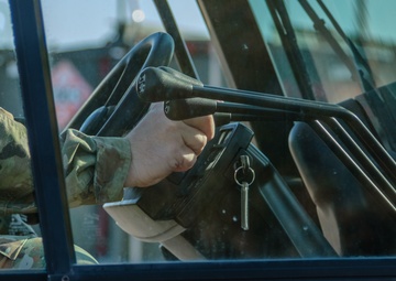 108 Airman Trains for Forklift Certification