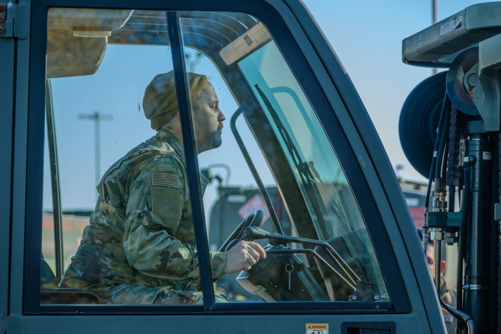 108 Airman Trains for Forklift Certification