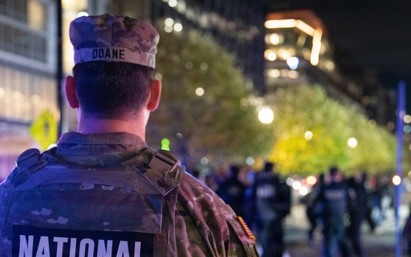 D.C. Safe and Beautiful Mission Unites Service Members and Community