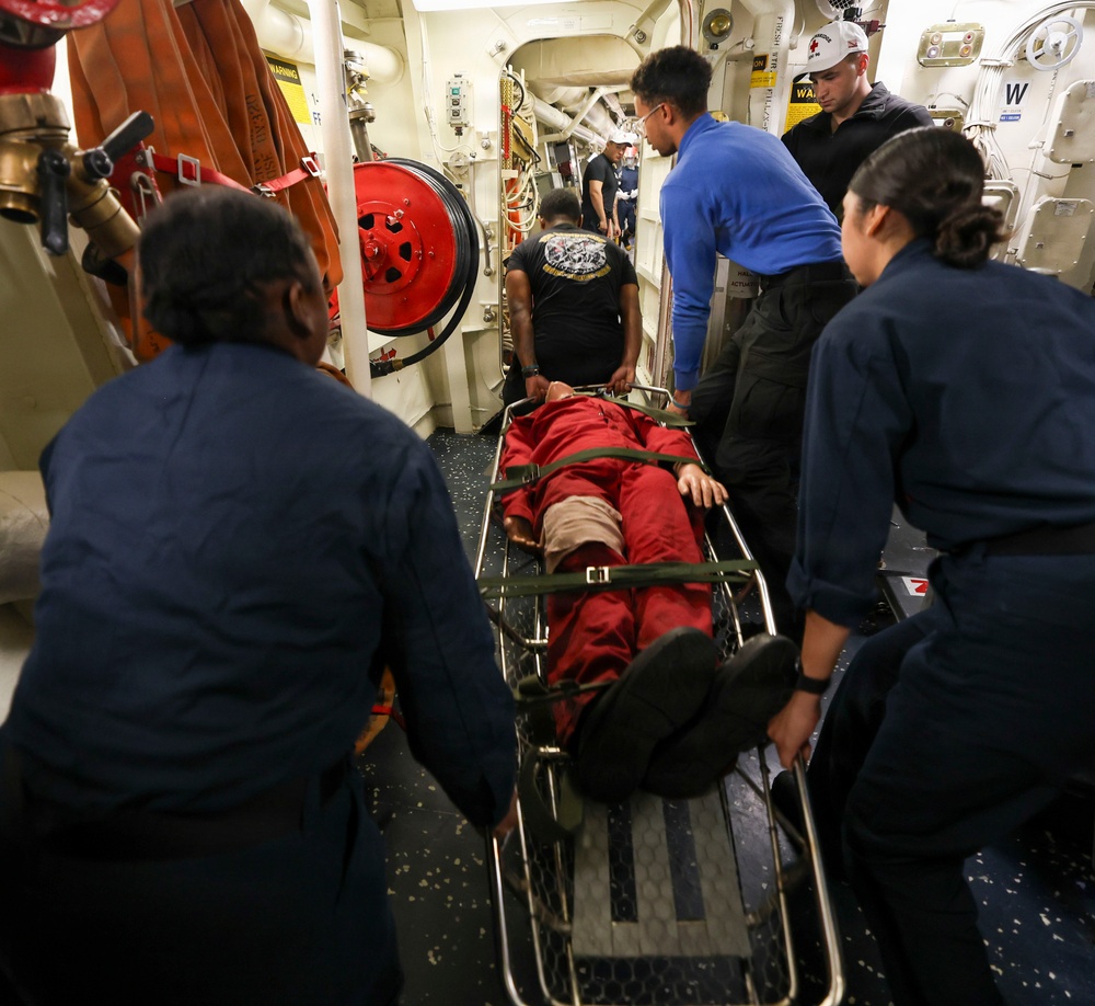 USS Bainbridge (DDG96) Medical Training