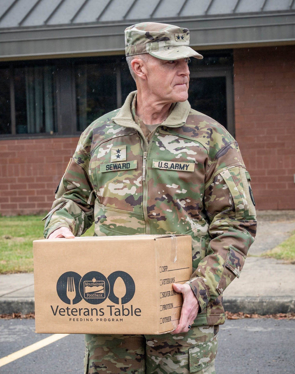 W.Va. Guard assists with food distribution efforts supporting Operation Feeding Families