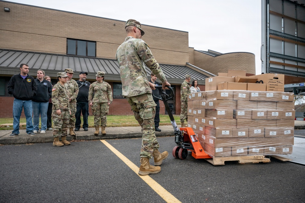 W.Va. Guard assists with food distribution efforts supporting Operation Feeding Families