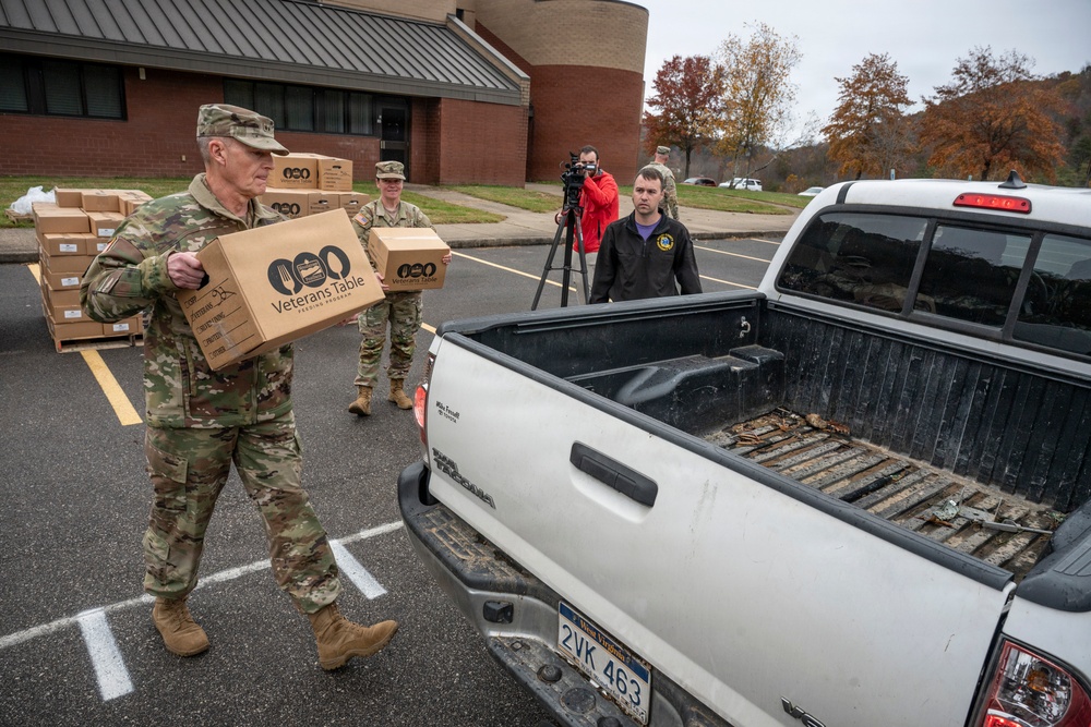 W.Va. Guard assists with food distribution efforts supporting Operation Feeding Families