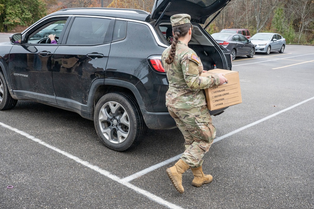 W.Va. Guard assists with food distribution efforts supporting Operation Feeding Families