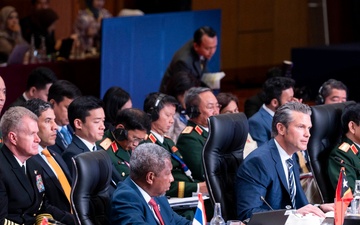 CDRUSINDOPACOM accompanies SECWAR at ASEAN Defense Ministers’ Meeting-Plus