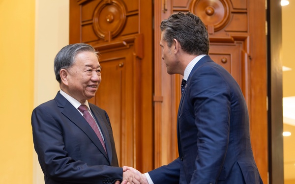 SW Hegseth Meets With Vietnamese Senior Leaders