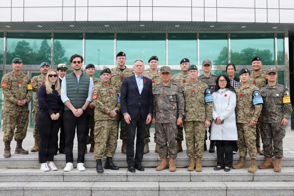 Canadian Minister of National Defence Visits the Joint Security Area