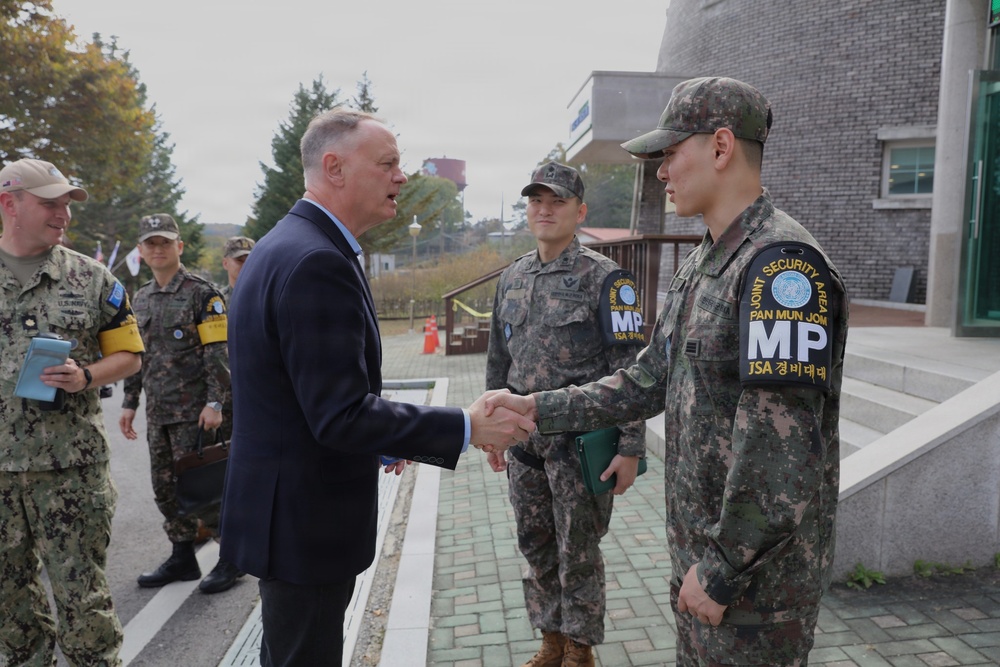 Canadian Minister of National Defence Visits the Joint Security Area