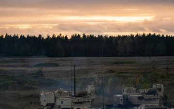 3-8 CAV Crews Test Weapon Systems During Calibration Live Fire