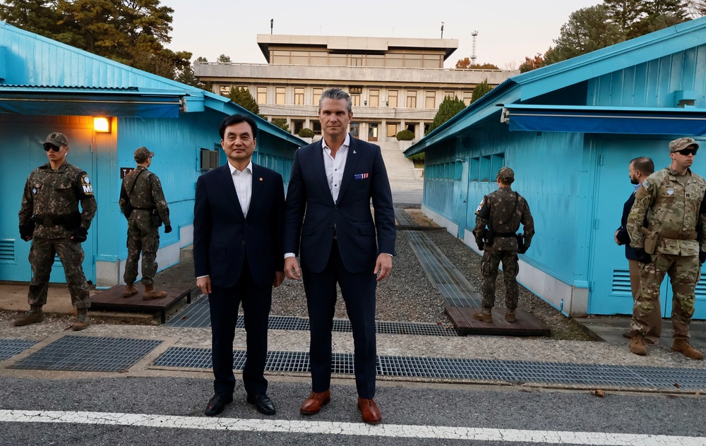 SECWAR Visits Korean DMZ With South Korean Counterpart