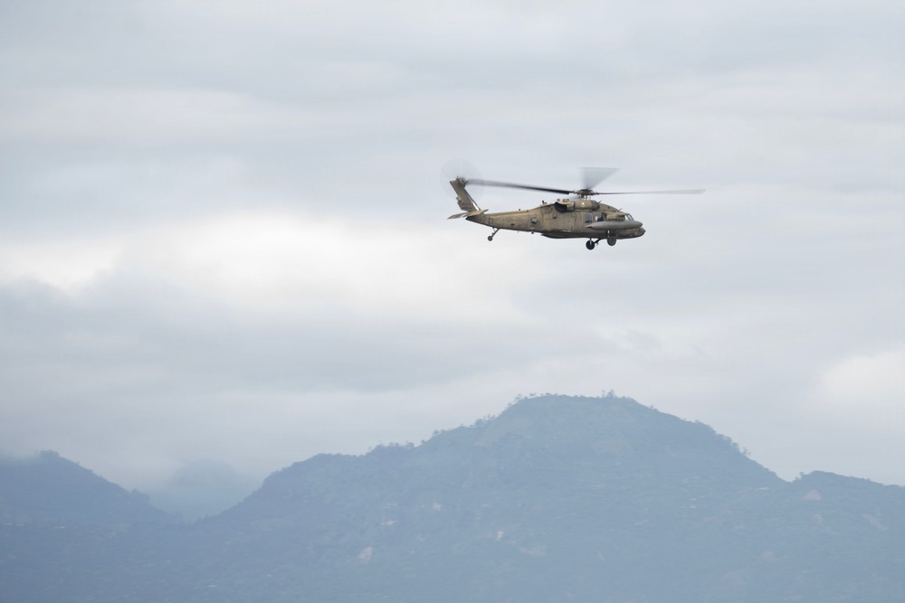 DVIDS - Images - Additional UH-60 Black Hawks depart SCAB for Hurricane Melissa Support [Image 3