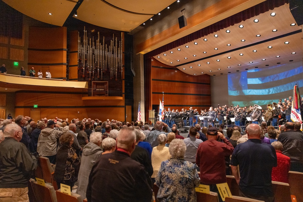 U.S. Army Field Band Performs National Anthem in Dubuque