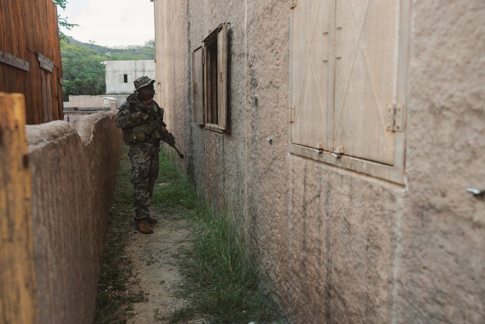 3rd LCT conducts patrolling exercise