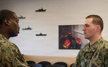 Surface Warfare Engineering Schools Command (SWESC) Great Lakes Student Honored for Courageous Actions