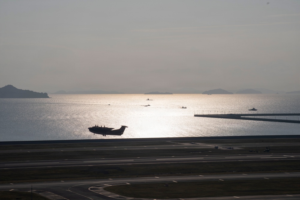 Submarine resupply: JMSDF JS Unryu visits MCAS Iwakuni