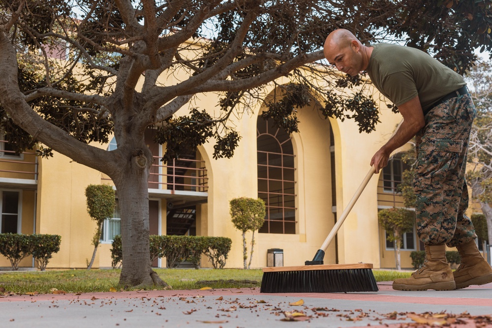 DVIDS - Images - Headquarters and Service Battalion Operation Clean ...
