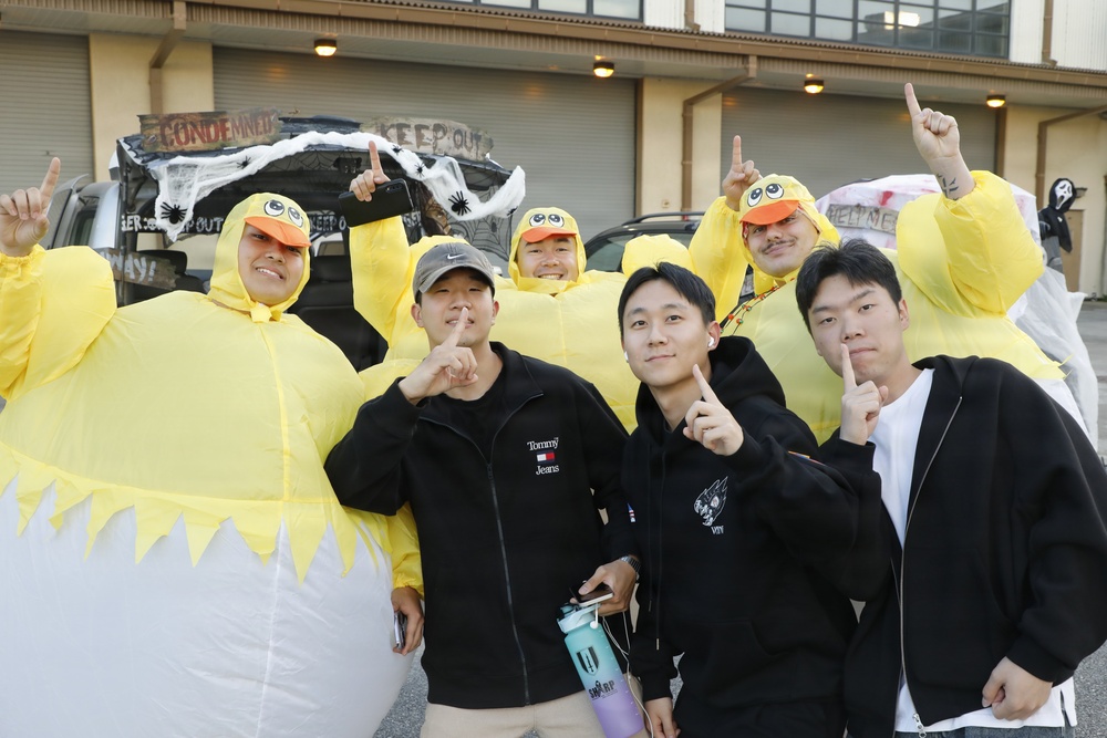 HHC hosts Trunk or Treat