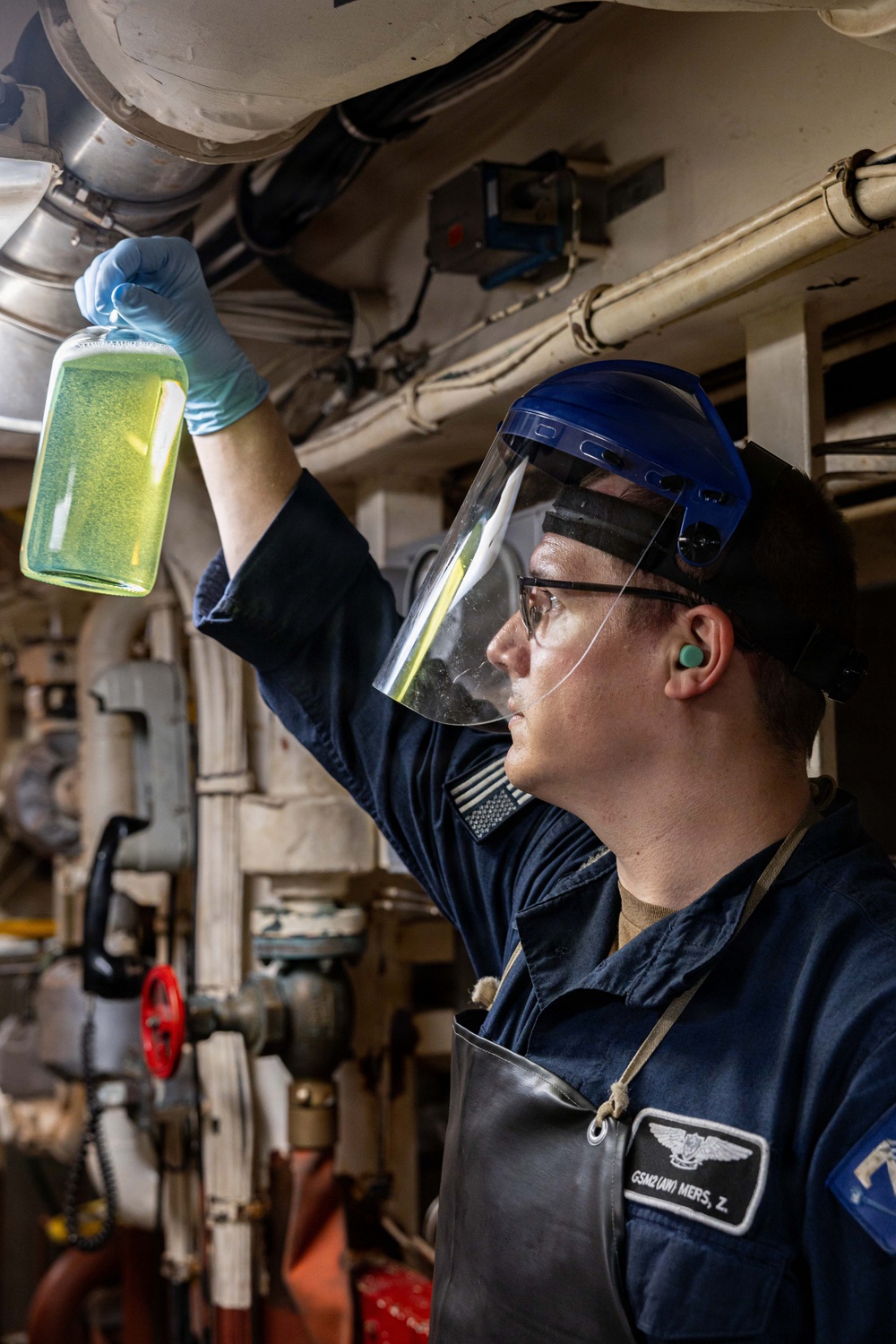 USS Mahan (DDG 72) Daily Operations