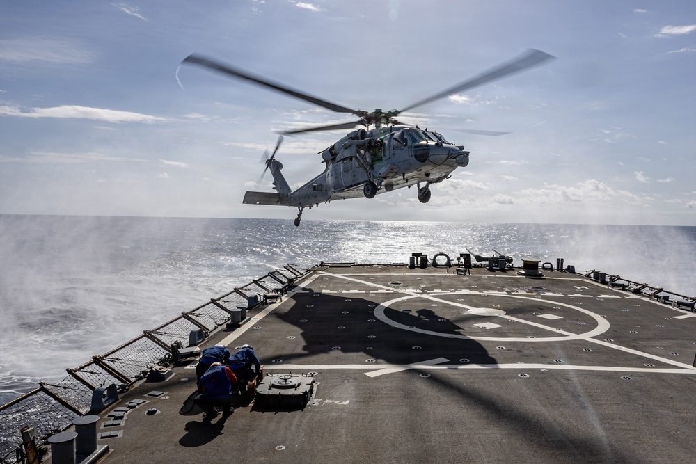 USS Mahan Conducts Flight Quarters