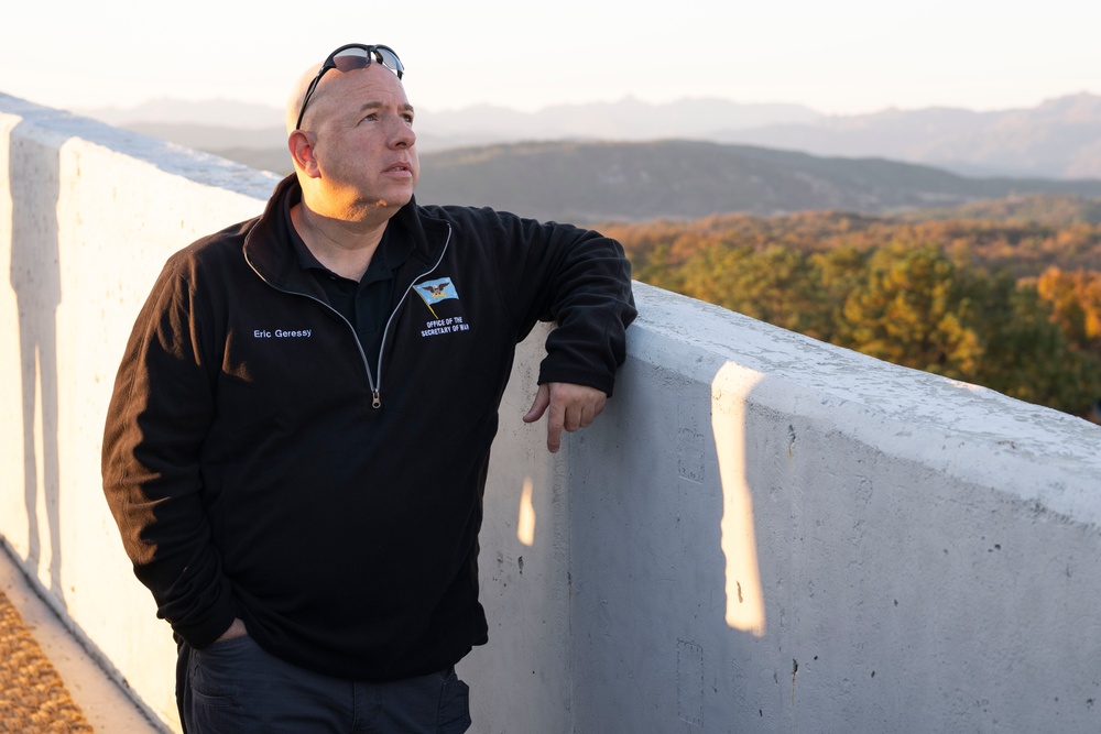 SW Hegseth, ROK MoD Visit JSA in Korean DMZ