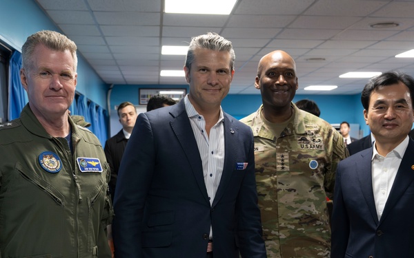 SW Hegseth, ROK MoD Visit JSA in Korean DMZ