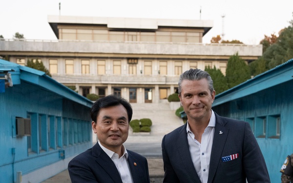 SW Hegseth, ROK MoD Visit JSA in Korean DMZ
