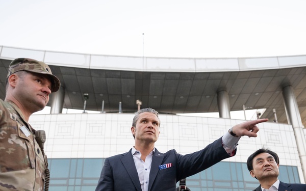 SW Hegseth, ROK MoD Visit JSA in Korean DMZ