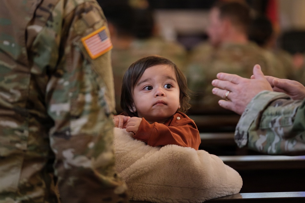 Deploying U.S. Army Reserve unit conducts farewell ceremony in Germany