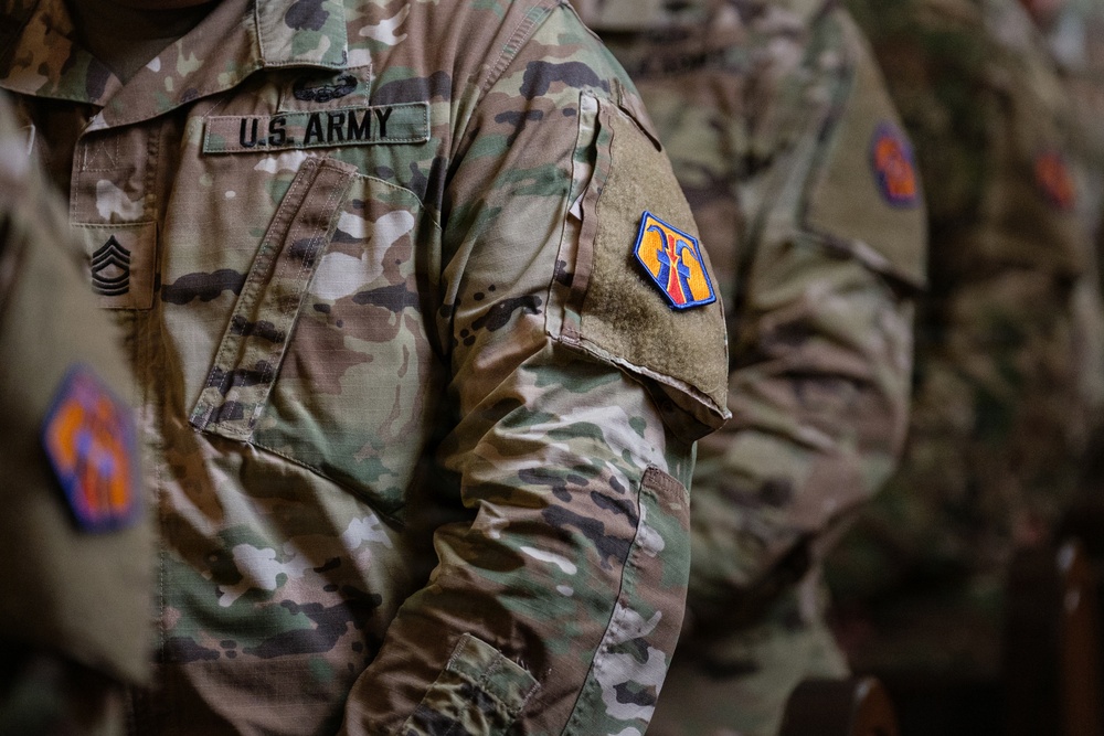 Deploying U.S. Army Reserve unit conducts farewell ceremony in Germany