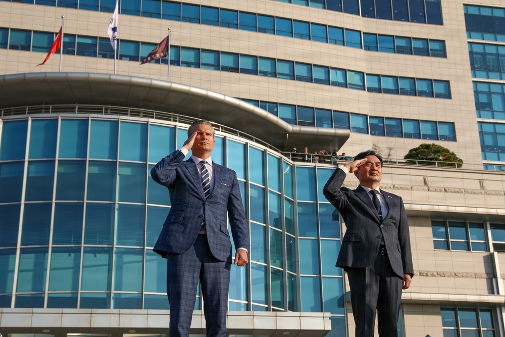 Secretary of War visits South Korea