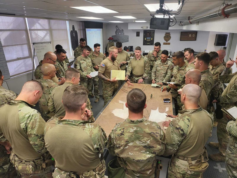 Conducting a training event briefing